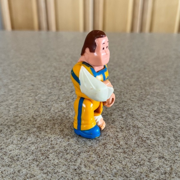 Vintage 1981 Fisher Price Injured Husky Helper construction guy - Picture 4 of 6